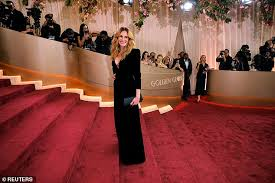 Julia Roberts attending the Golden Globes red carpet event